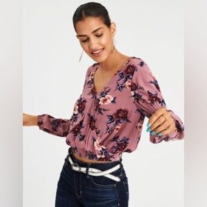 American Eagle Outfitters Floral Blouse Size XS